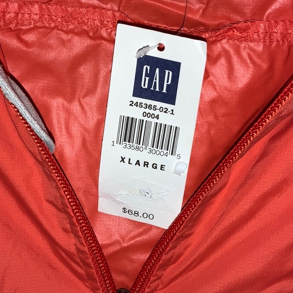 NWT! Gap Men’s Packable Water Resistant Jacket. Orange XL. Full Zip - Picture 2 of 7